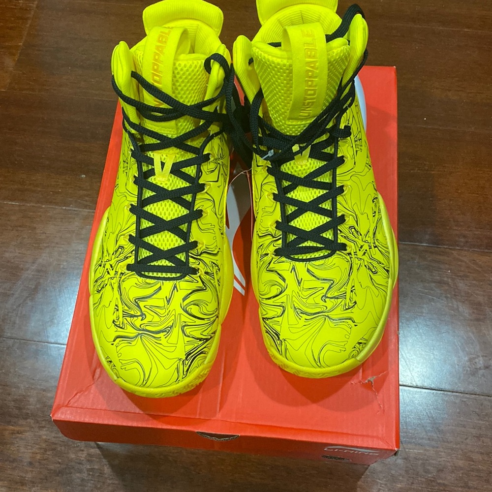 Unstoppable Next Level Basketball high top Sneakers NWT Size 12